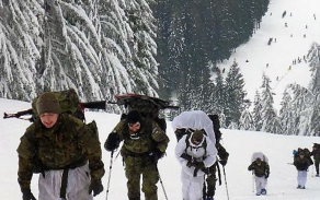 01_army.jpg