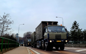 6._logistici_vyuzivaji_kontejnerovou_prepravu_autor_kapitanka_helena_rebickova.jpg