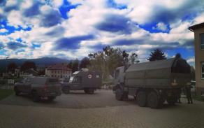 9._vojaci_detem_predvedli_novou_toyotu_hilux_a_dalsi_techniku_autor_rotny_milan_hlavaty.jpg