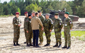 army_2.jpg