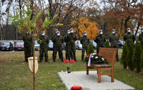 jednotka_lavicka.jpg