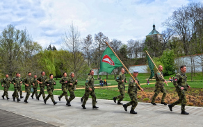 mil_0557.jpg
