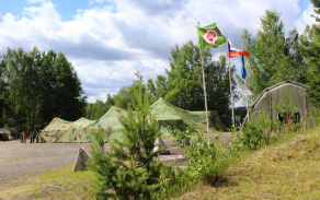 zakladna_142.propr_klatovy_s_vlajkou.jpg
